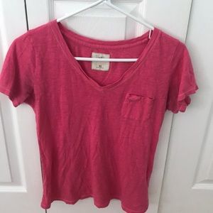 Hollister V-neck Tee! 💗